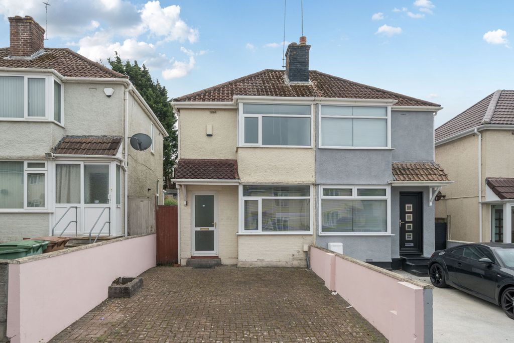 Property photo 1 of 8