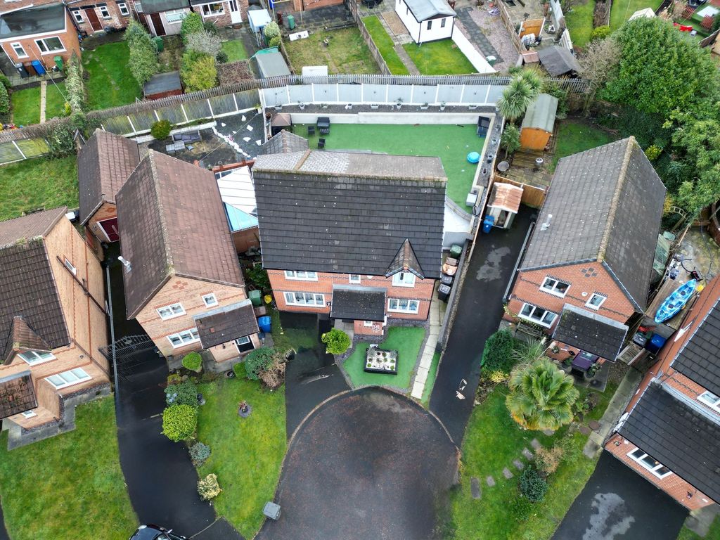 Property photo 3 of 28