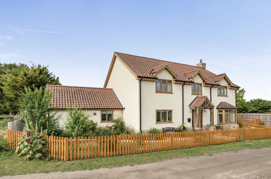 Property photo 1 of 36 1472318-6-6A27E74B2F329