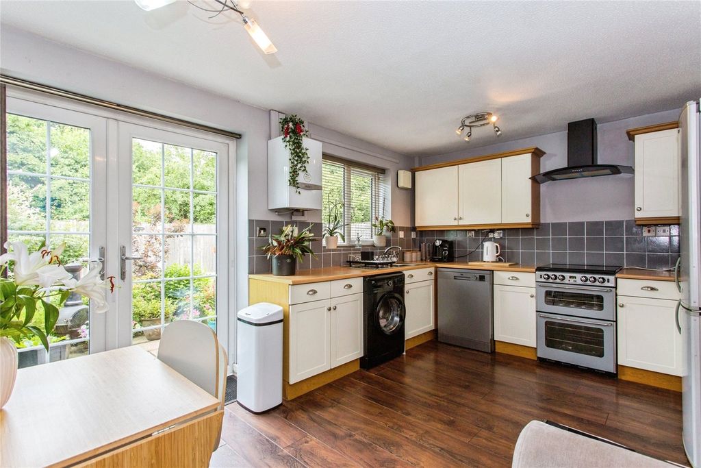 Property photo 2 of 18 Picture No. 09