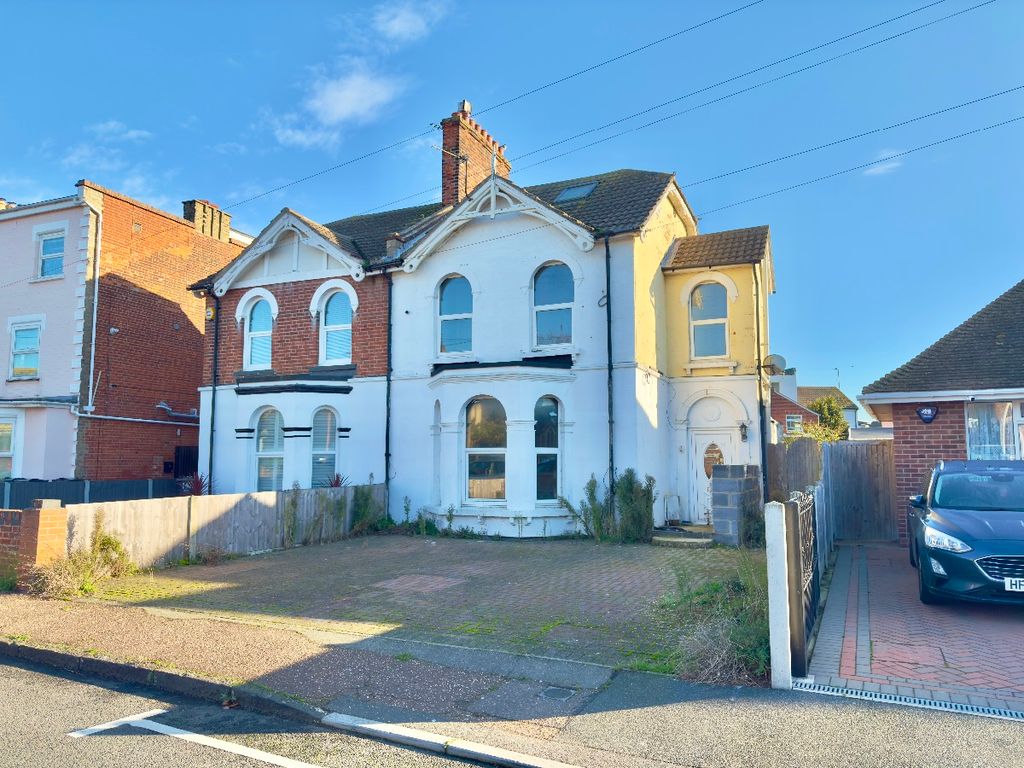 Property photo 1 of 23