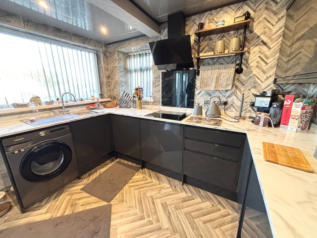 Property photo 3 of 10 Img_2799