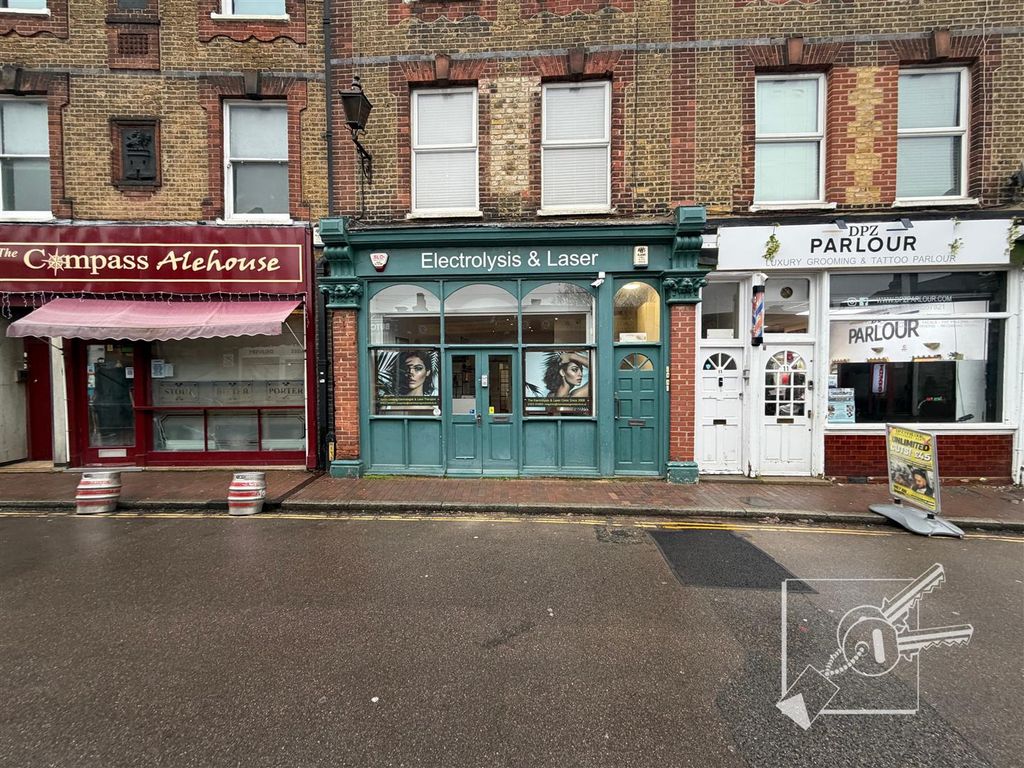 Property photo 1 of 5 External