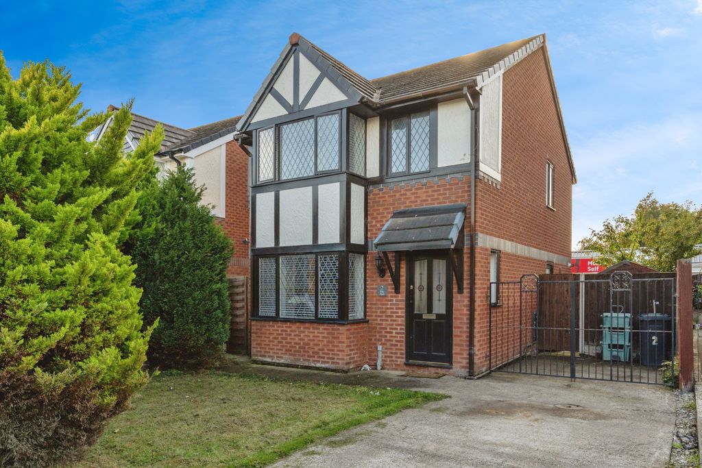 Property photo 1 of 13 Front View