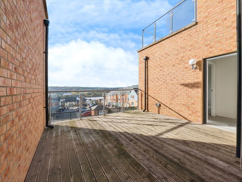 Property photo 3 of 17 Photo 1