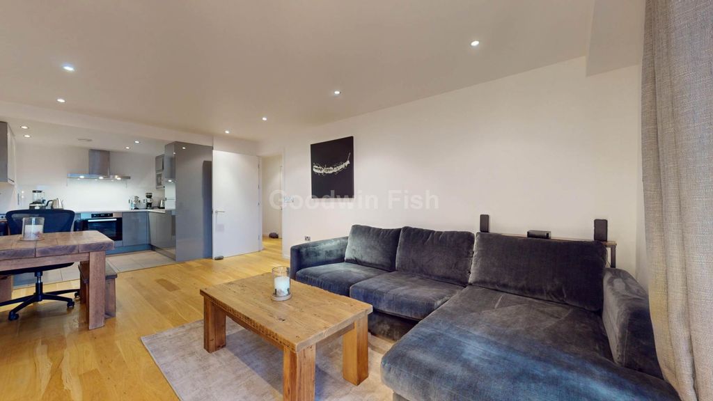 Property photo 3 of 16