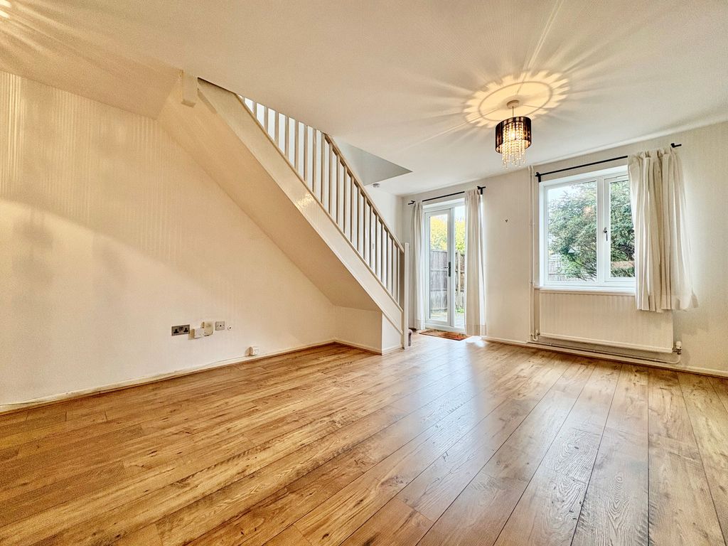 Property photo 3 of 12 Bathroom