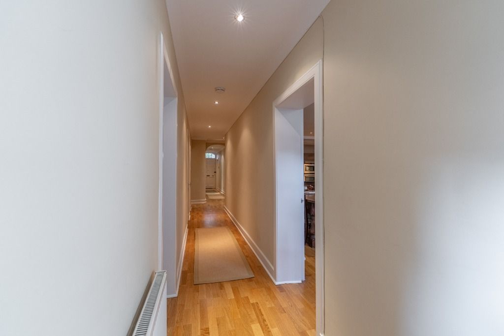 Property photo 3 of 39