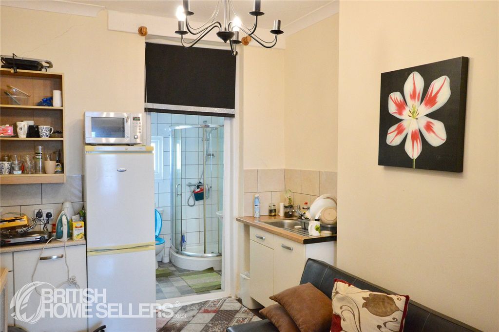 Property photo 2 of 15 Picture No. 05