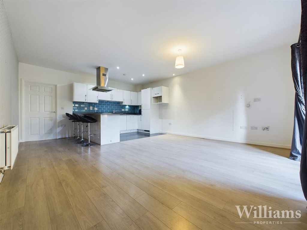 Property photo 3 of 12 Cam02861G0-Pr0322-Still001 - Copy.Jpg