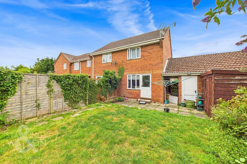 Property photo 2 of 14