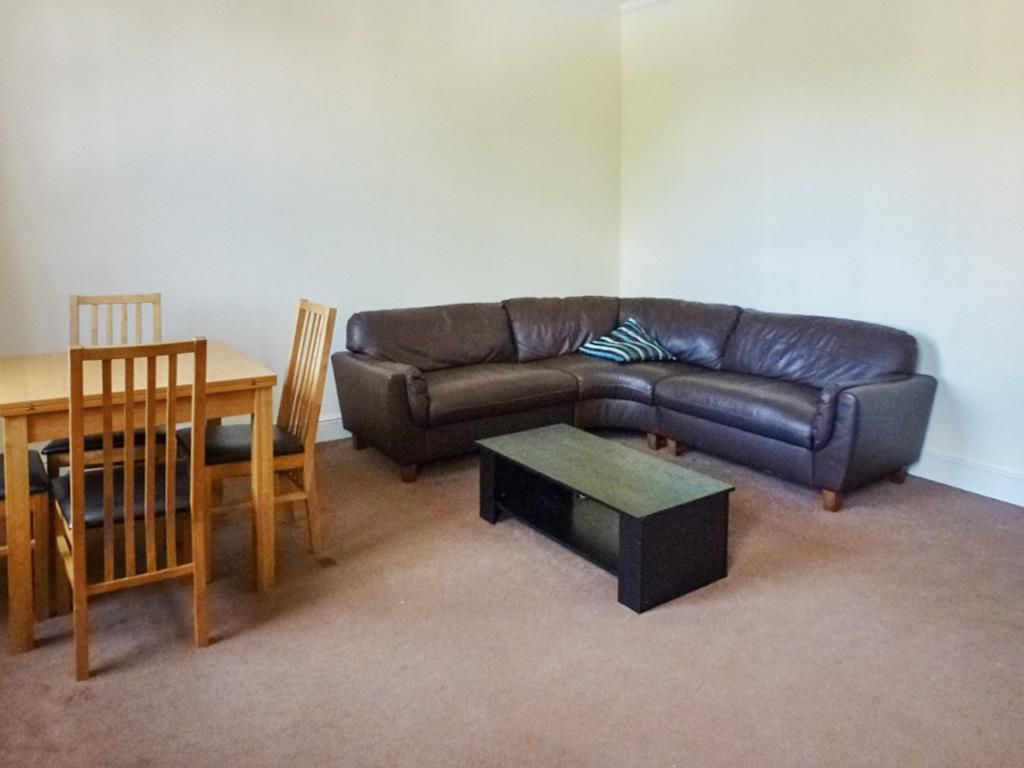 Property photo 2 of 7 Picture 2