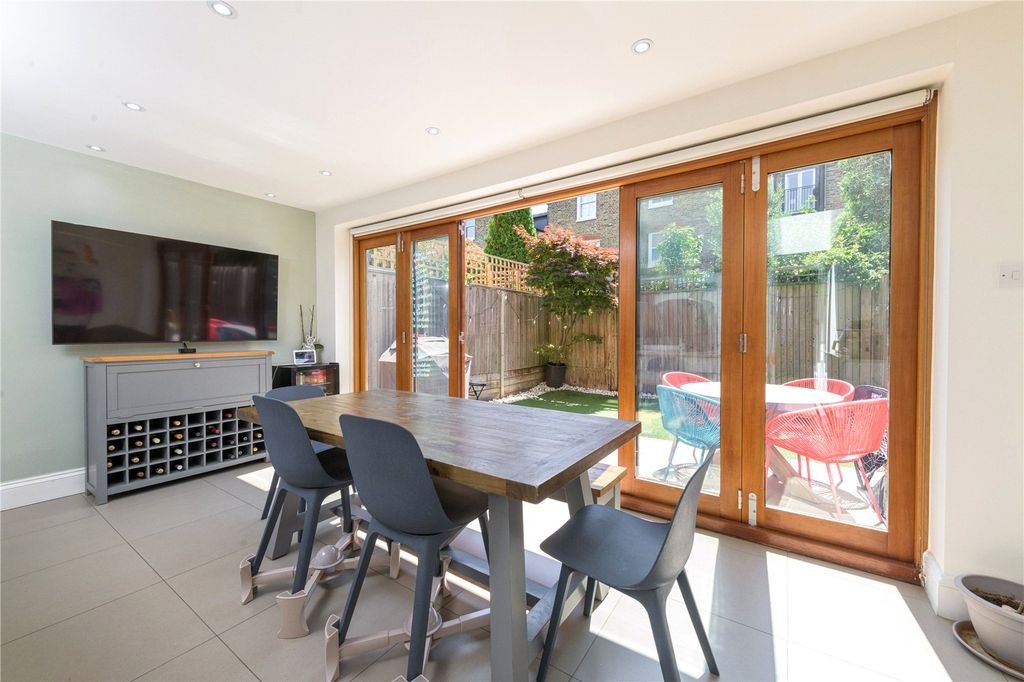 Property photo 1 of 13 Dining Area