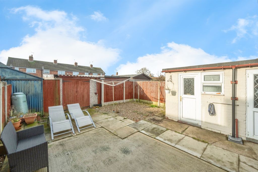 Property photo 2 of 16