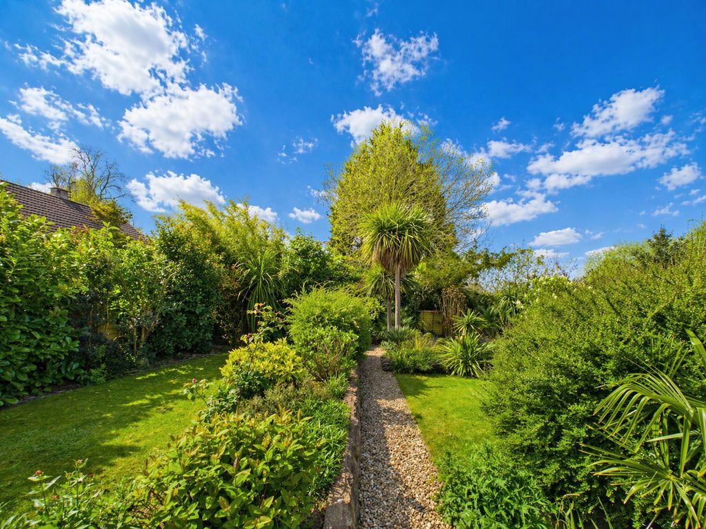 Property photo 3 of 34 Garden