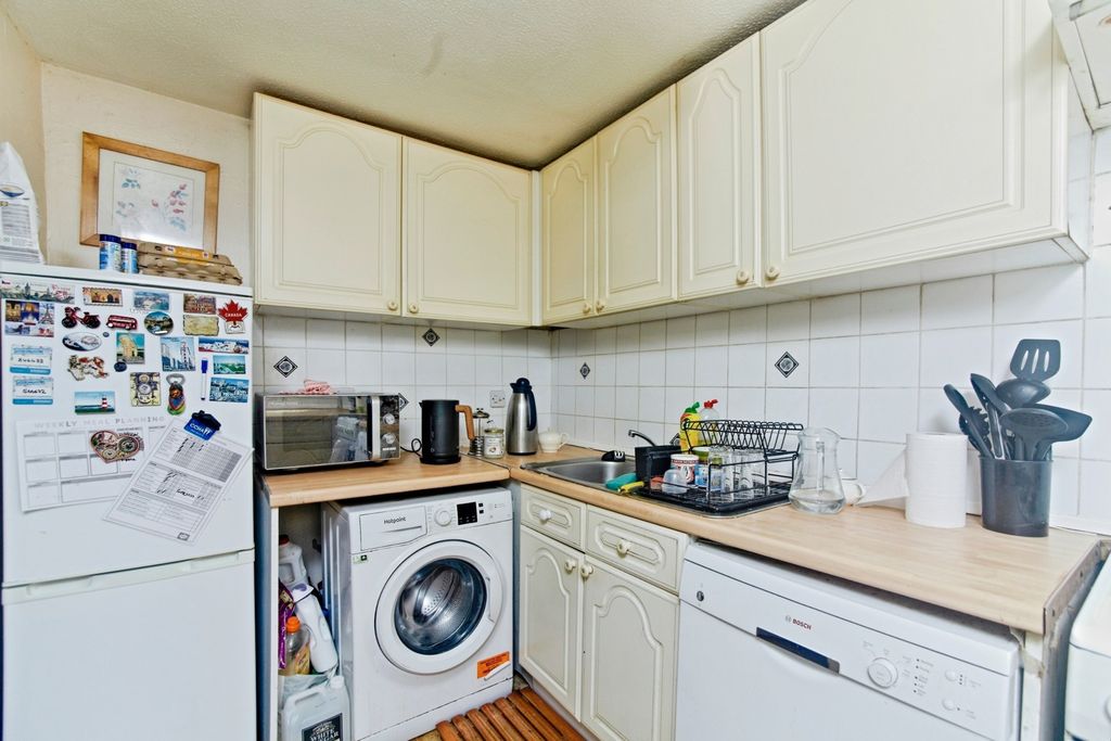 Property photo 2 of 17 Pbox-Img.Jpg