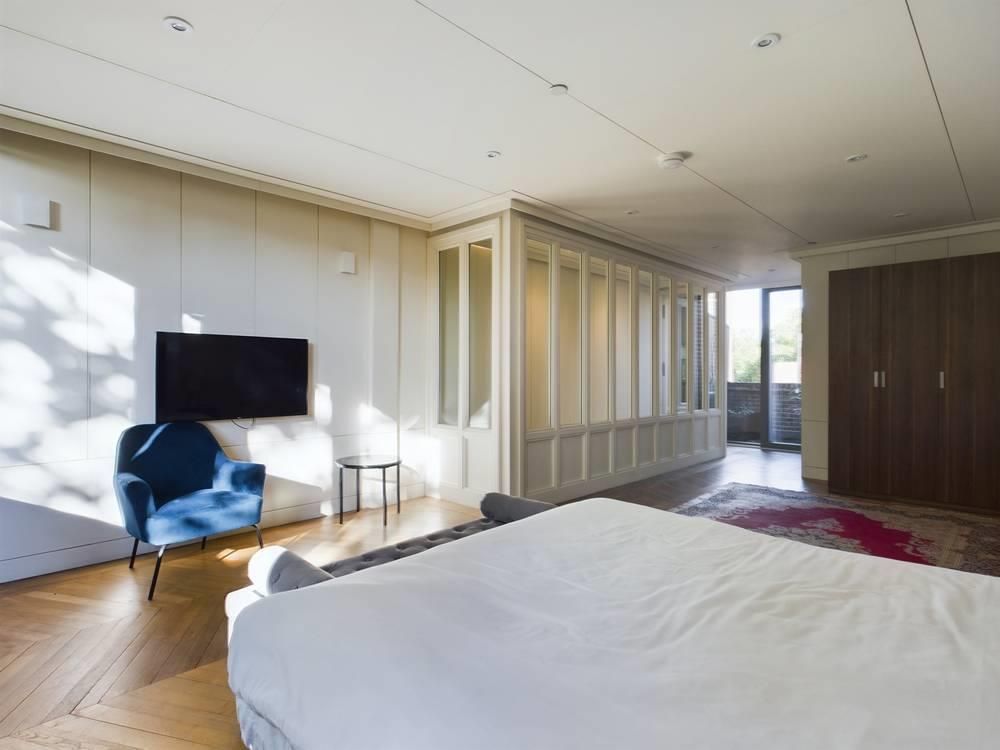 Property photo 2 of 23 Cam01331G0-Pr0040-Still010-Thumbnail-H750-70 (1).J