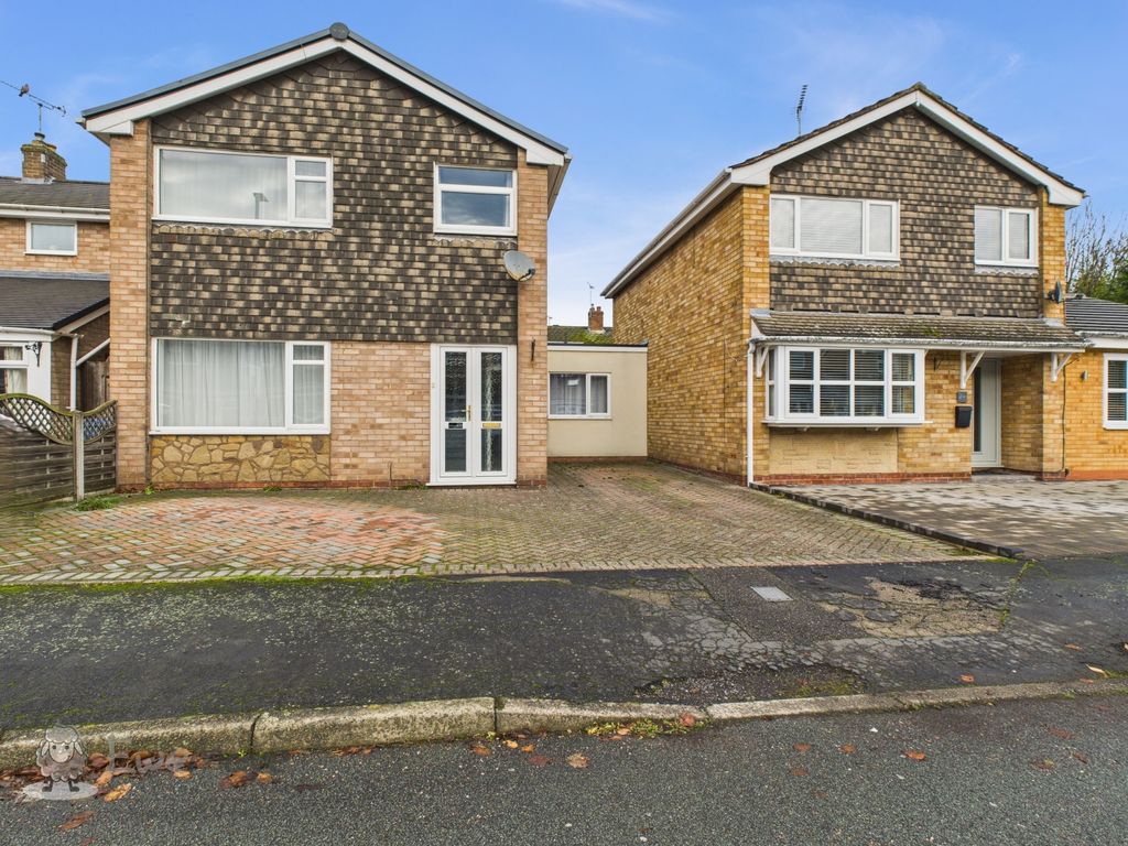 Property photo 1 of 16 Front