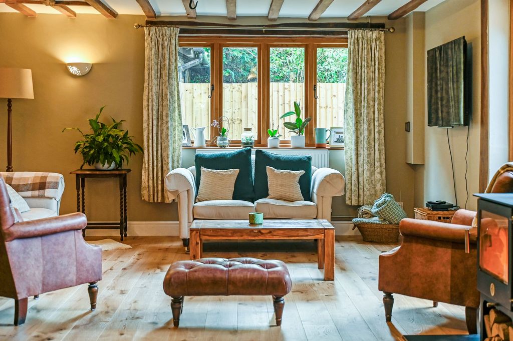 Property photo 3 of 24