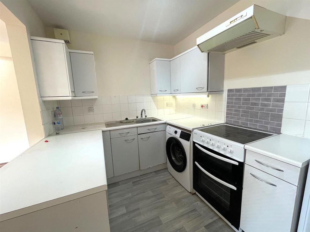 Property photo 2 of 9 Thumbnail_Img_4776.Jpg