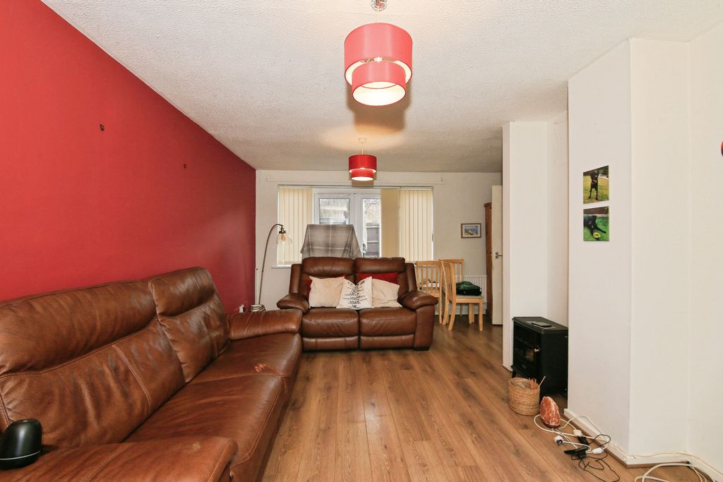 Property photo 2 of 15 Img_1666