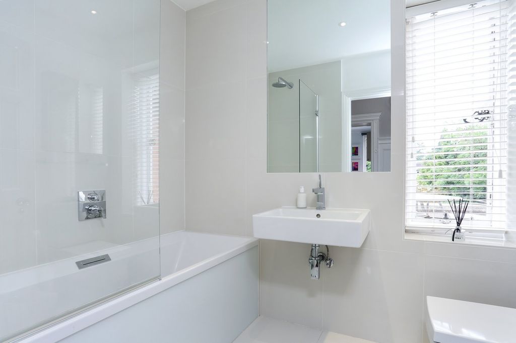 Additional image 9 of 2 bed flat for saleIslet Park, Maidenhead SL6