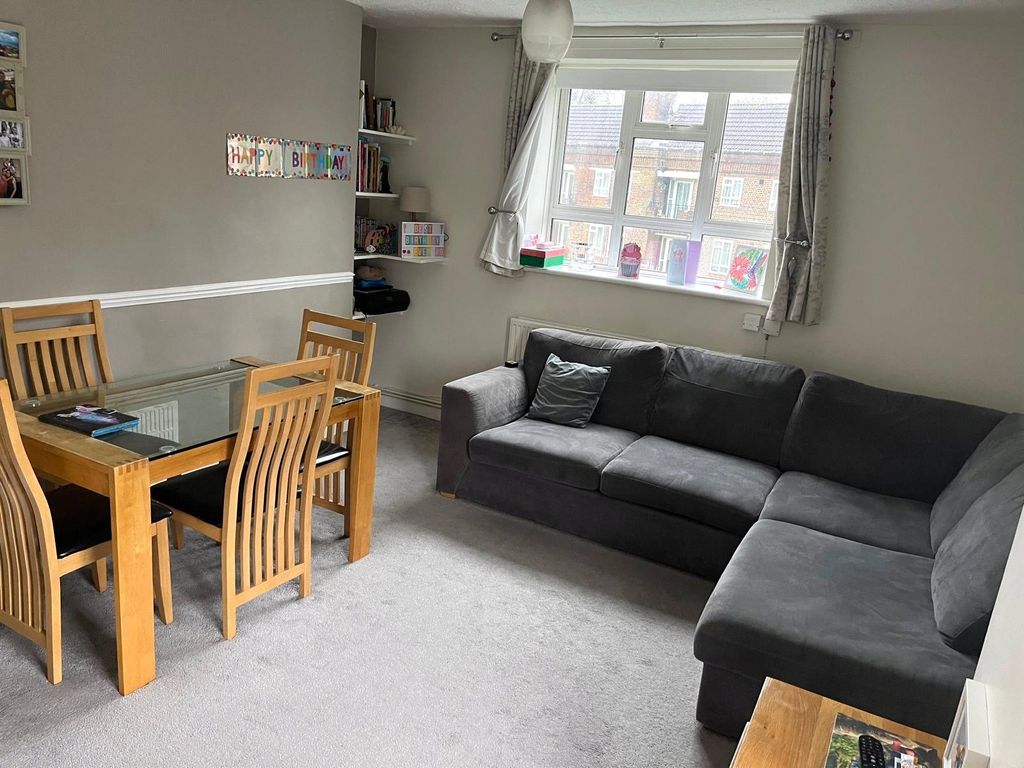 Property photo 3 of 11 Picture No. 07