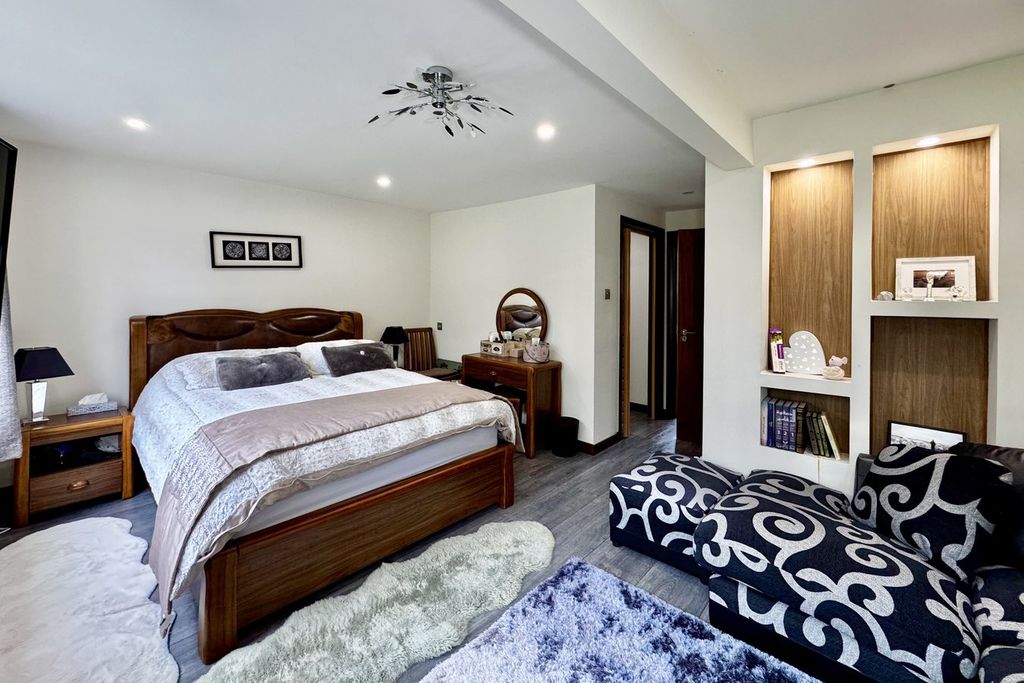 Additional image 18 of 6 bed detached house for saleRothesay Road, Bournemouth BH4