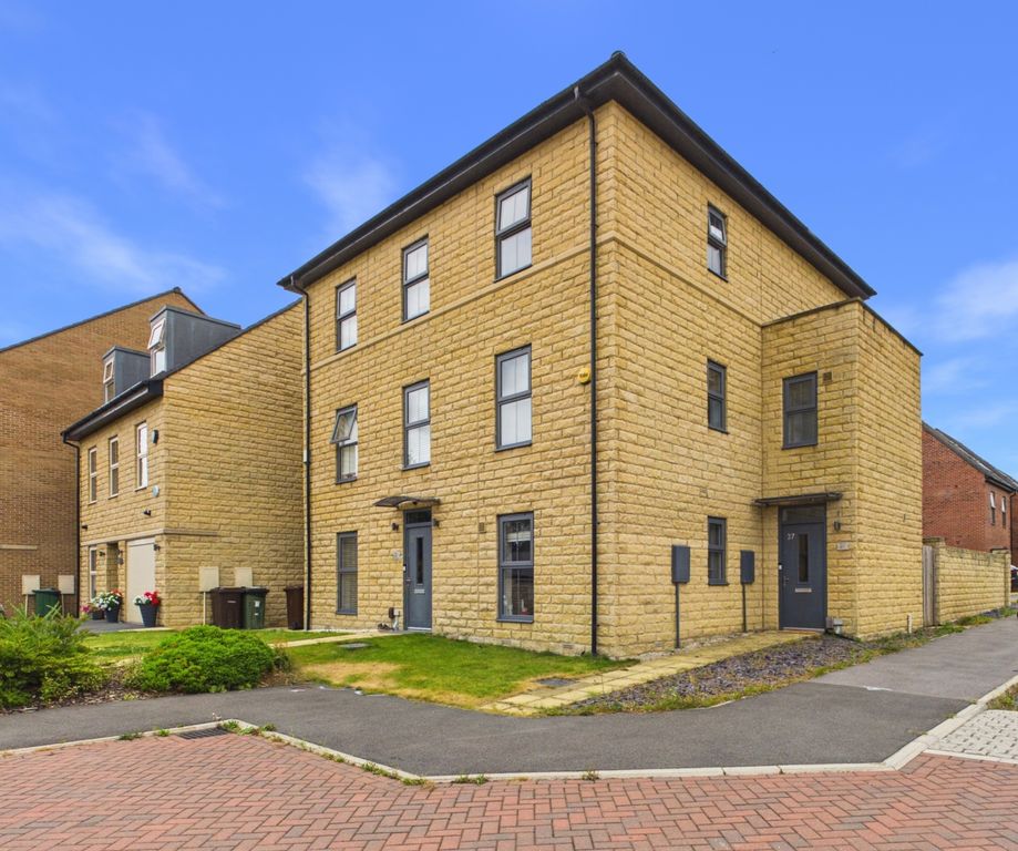 Property photo 1 of 27 1- Rob Hammond Ewemove Pontefract