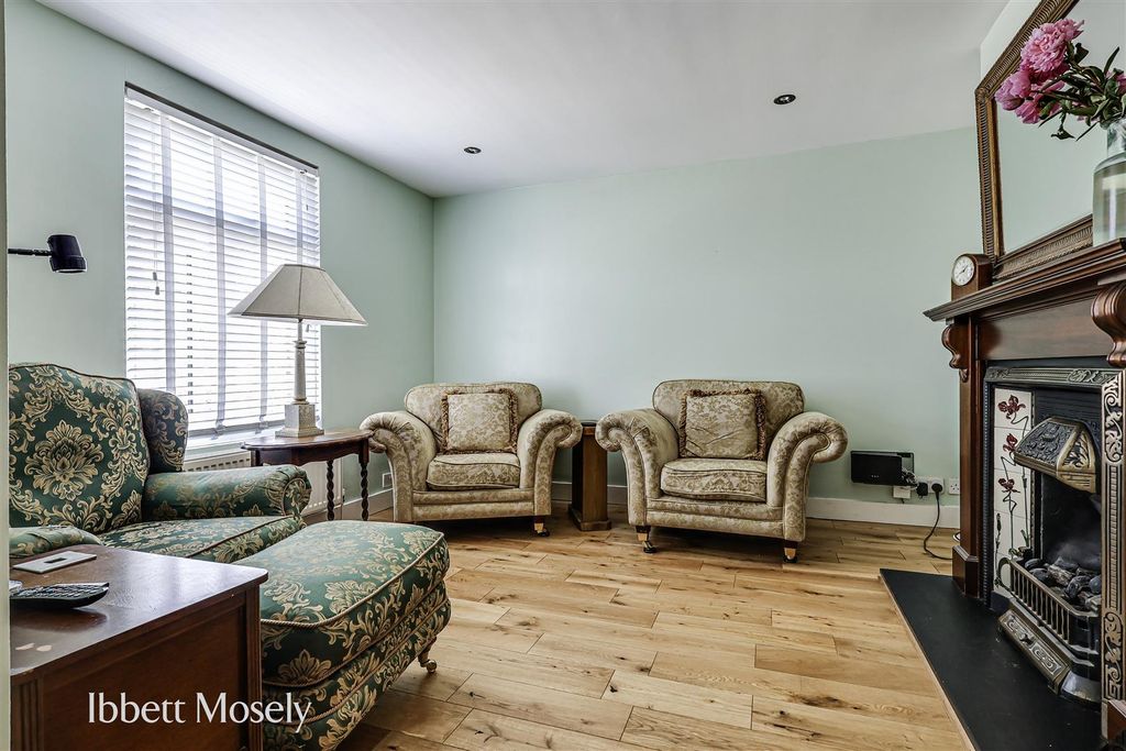 Property photo 2 of 11 6 Reception Room.Jpg