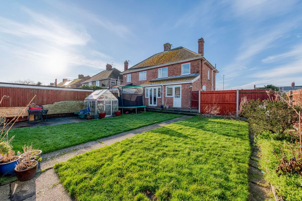 Property photo 3 of 21