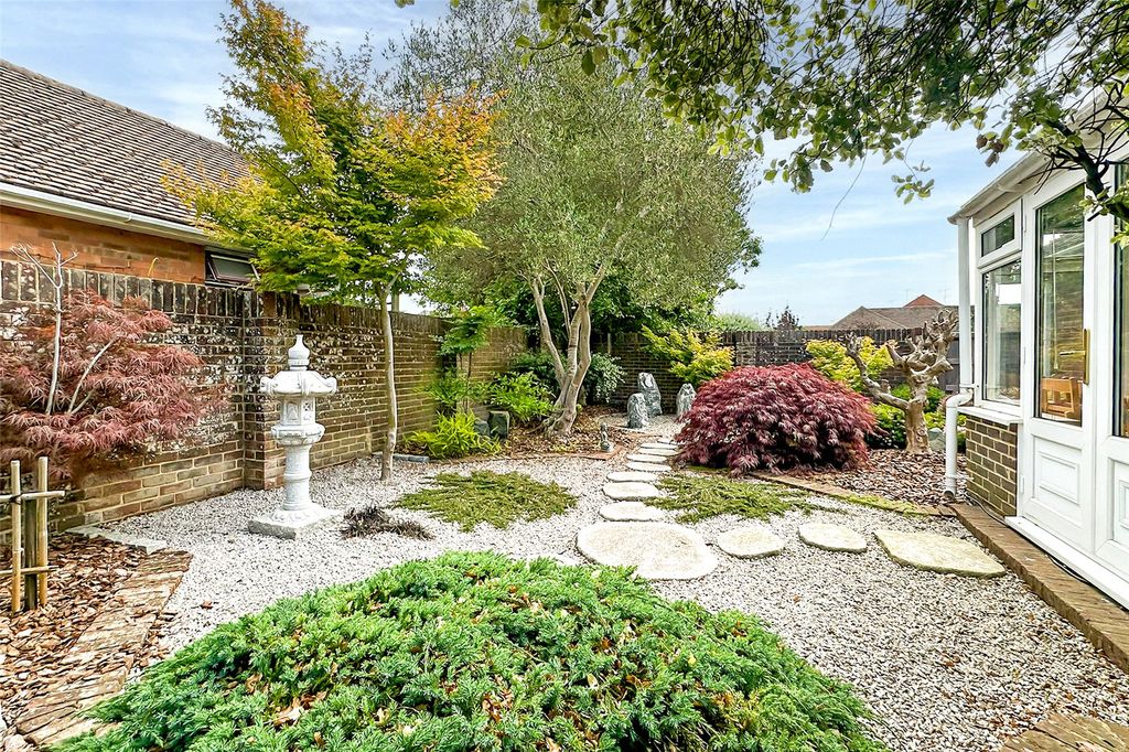Property photo 2 of 17 Picture No. 08