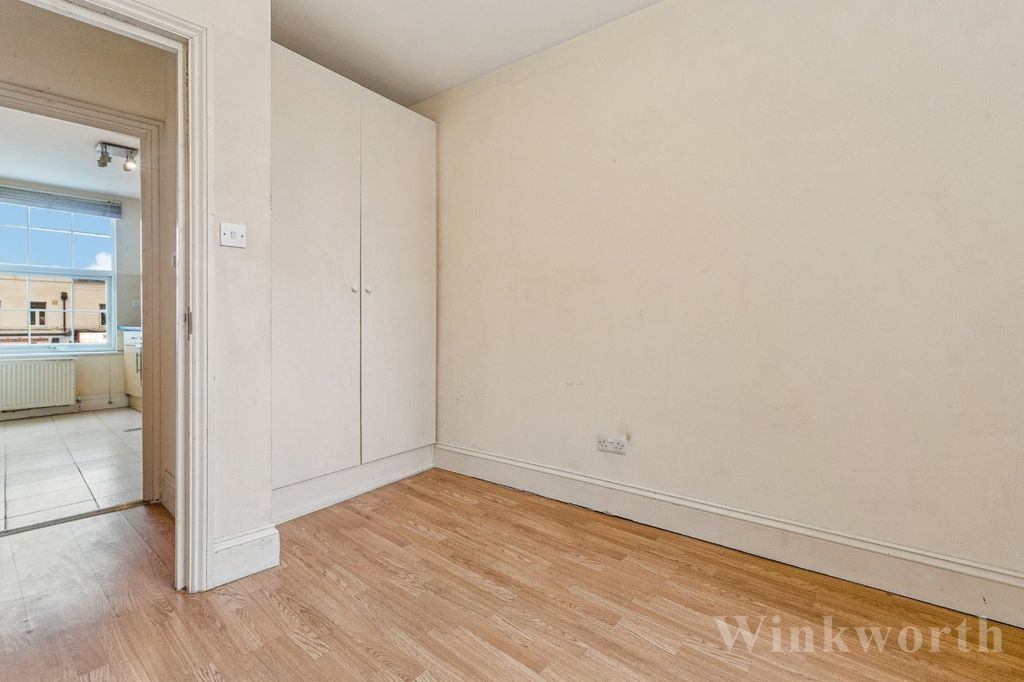 Property photo 3 of 9 Picture No. 07