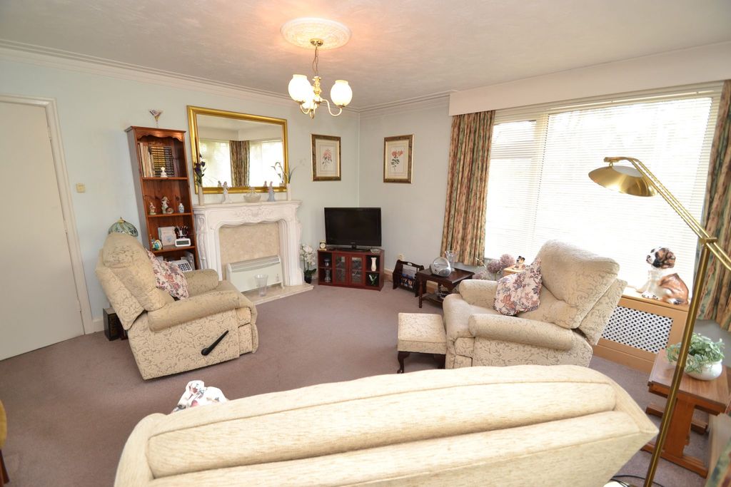 Property photo 3 of 11 Photograph 3