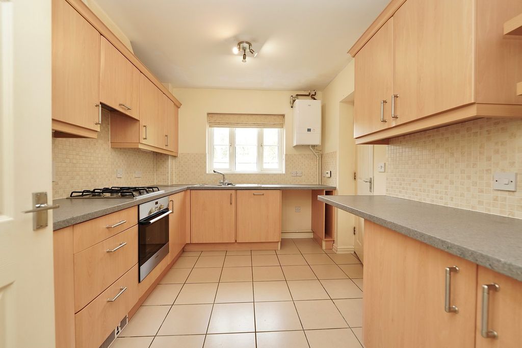 Property photo 3 of 19