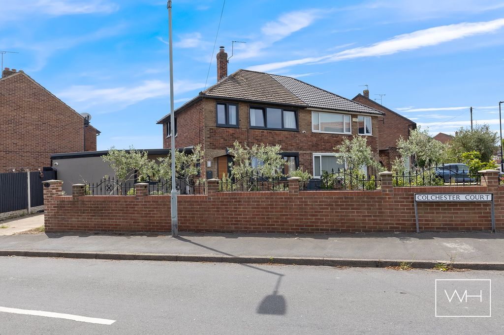 Property photo 1 of 20 2 Colchester Court, Scawsby Dn5 8Nx 01_297