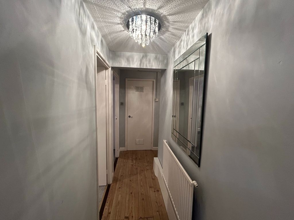 Property photo 3 of 19 Photo 3