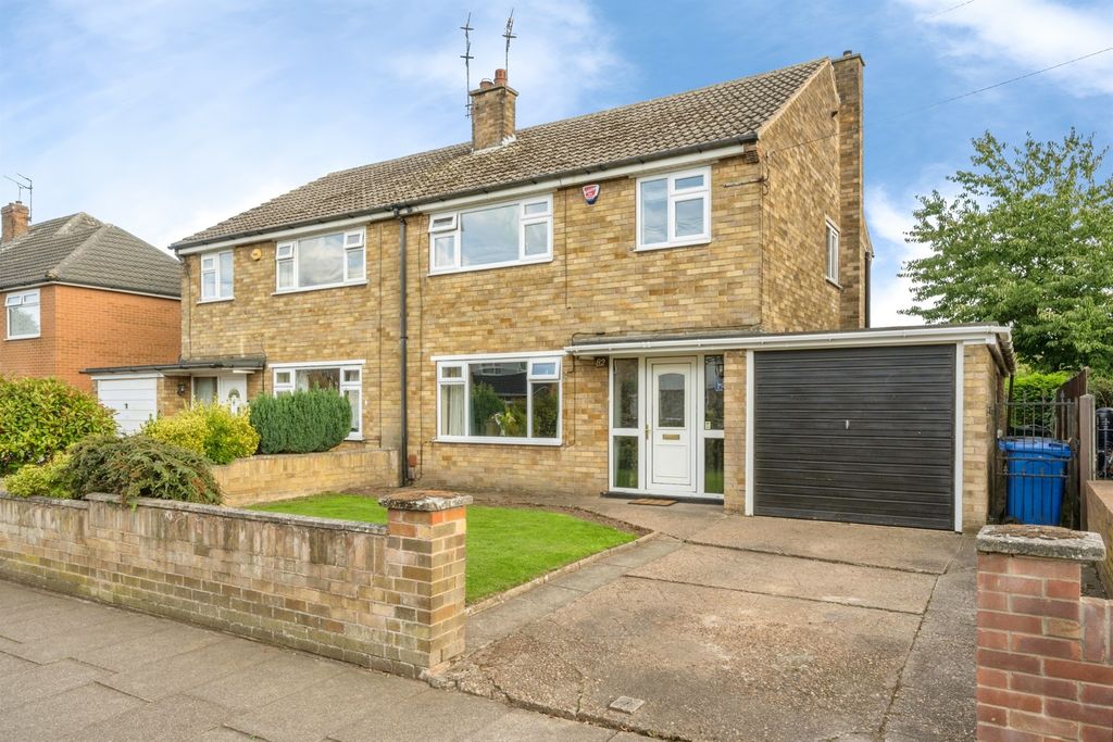 Property photo 1 of 14