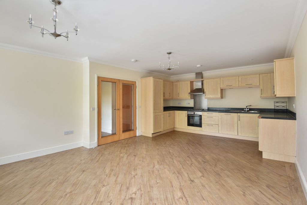 Property photo 3 of 12 1059877