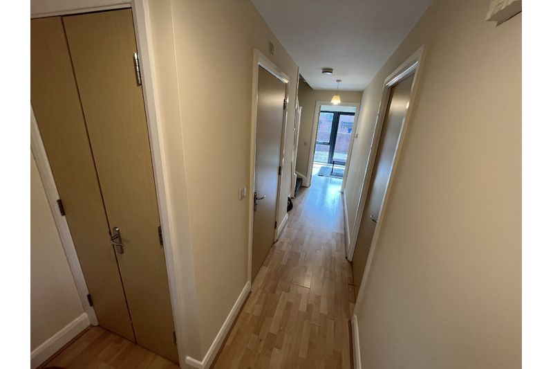 Property photo 3 of 27