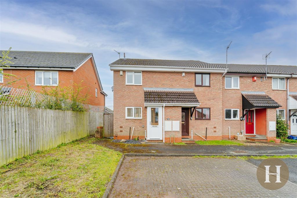 Property photo 1 of 19 Hadleigh Estate Agents-24.Jpg