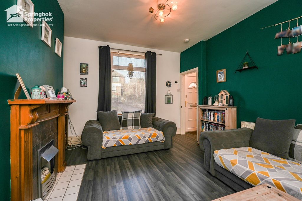 Property photo 3 of 11 Image 2