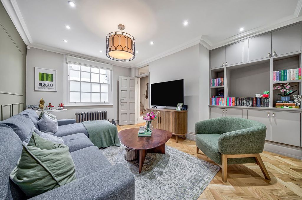 Property photo 2 of 7