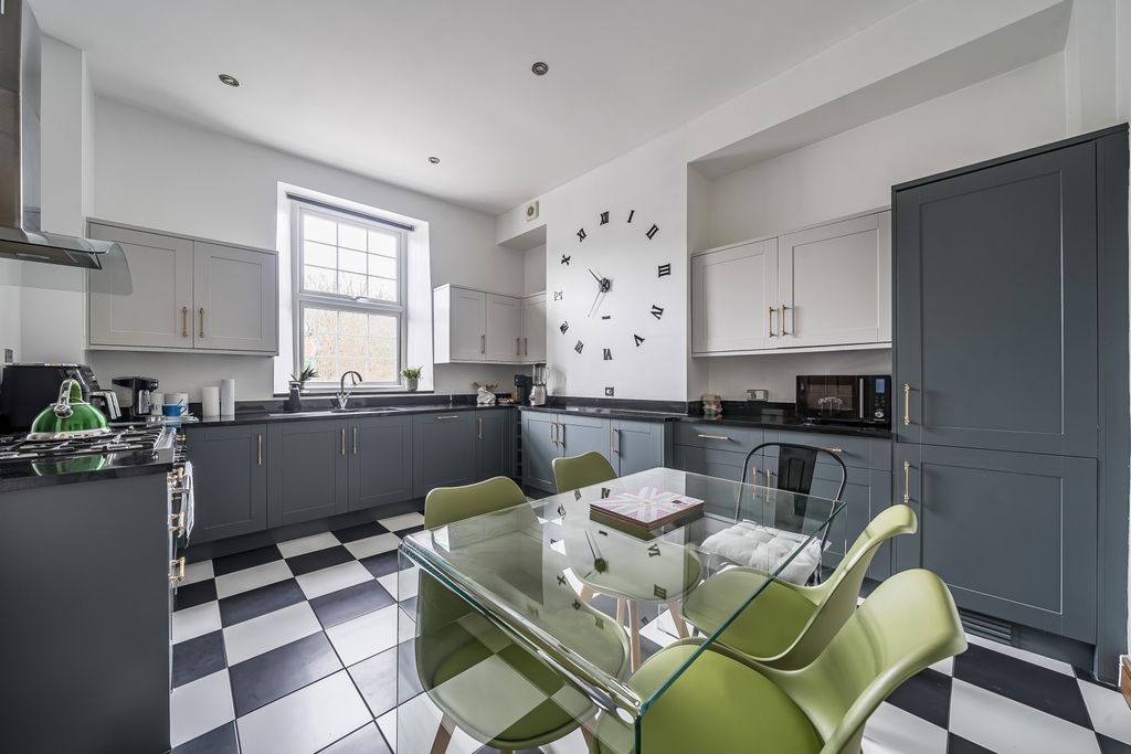 Property photo 3 of 20 1399750-15-6966350B39179