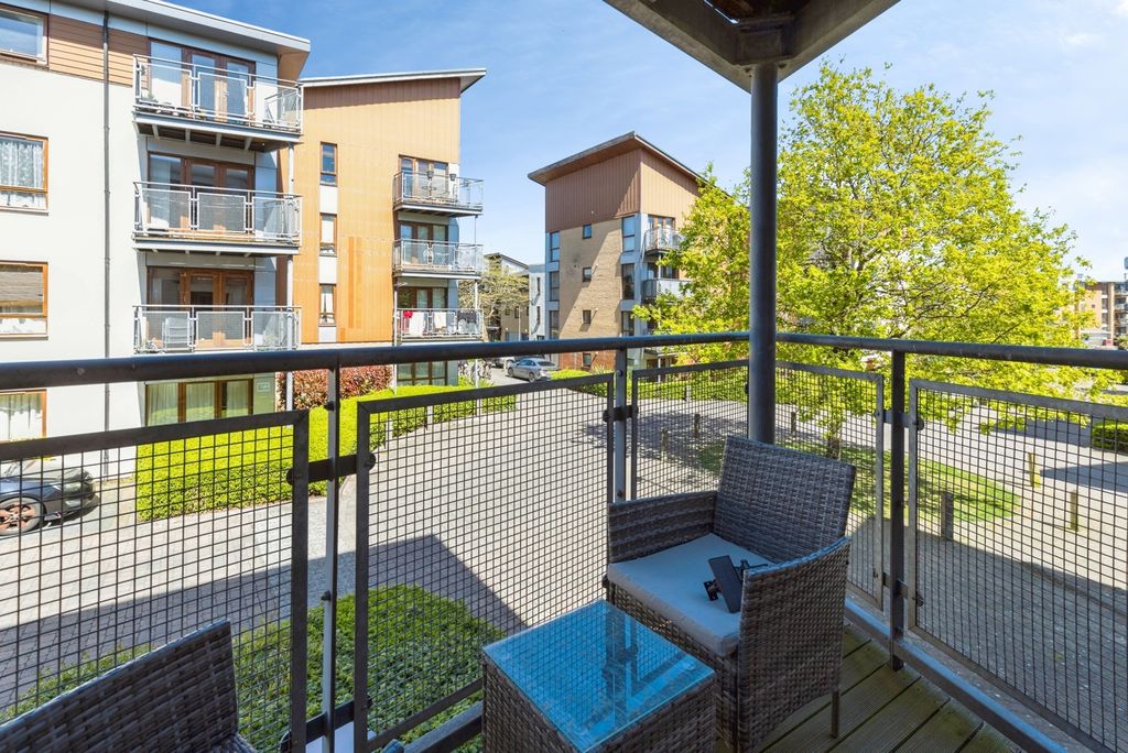 Property photo 3 of 15 Pbox-Img.Jpg