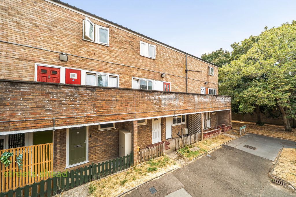 Property photo 1 of 15 317E01F3-2d95-427...