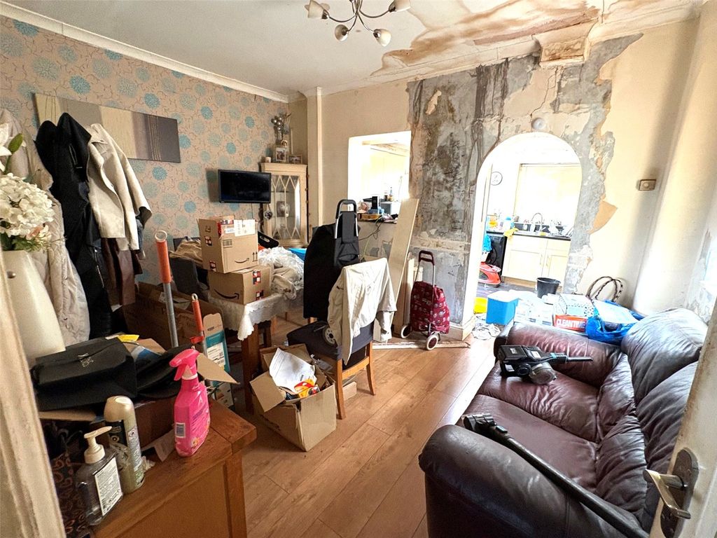 Property photo 3 of 8 Picture No. 09