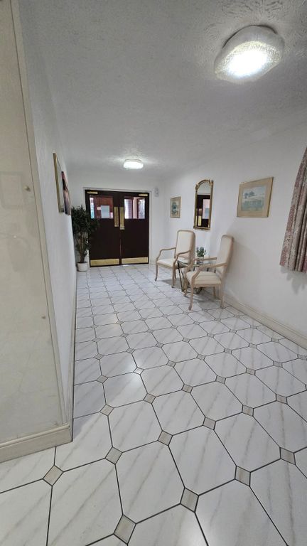 Property photo 2 of 15 Photo 14