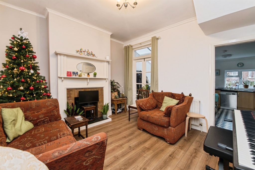 Property photo 2 of 17