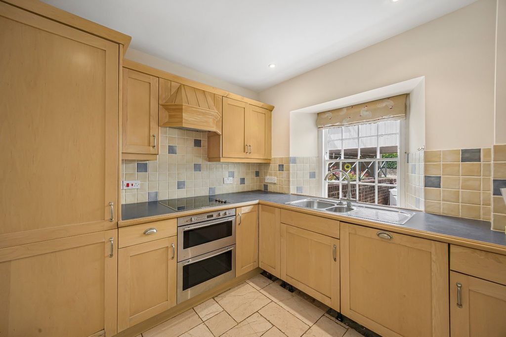 Property photo 3 of 15 Kitchen
